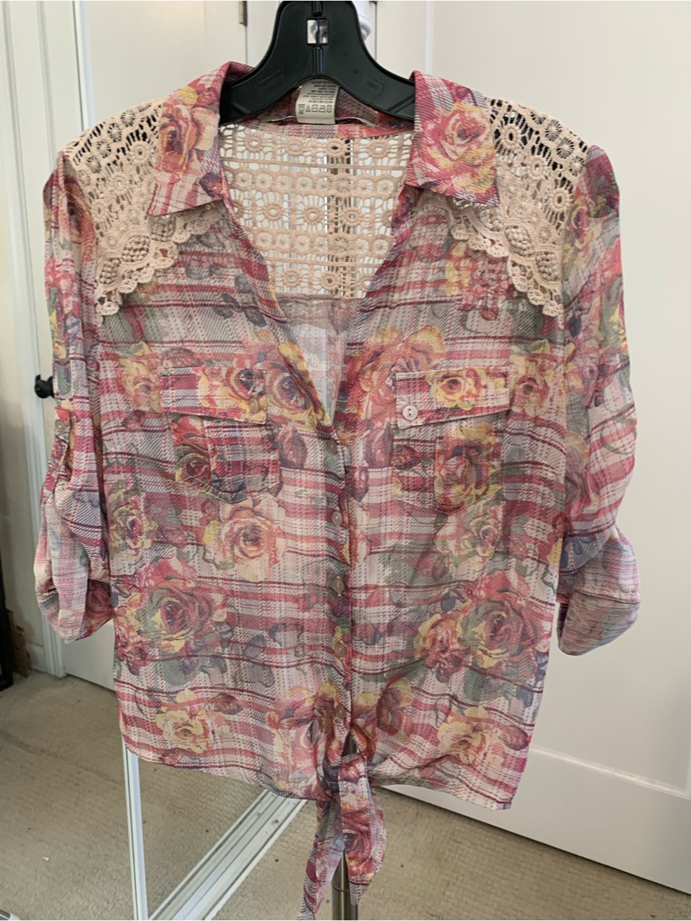 American Rag Cie Pink Floral Plaid Tie-Front Lace Yoke Blouse Buttons, Small